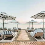 Blue Carpet Luxury 4* 佩科霍里