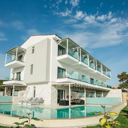 Blue Carpet Luxury Lejlighedshotel 4*