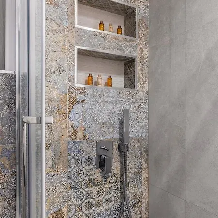 Blue Carpet Luxury Pefkochori