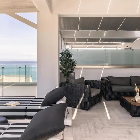 Lejlighedshotel Blue Carpet Luxury Pefkochori