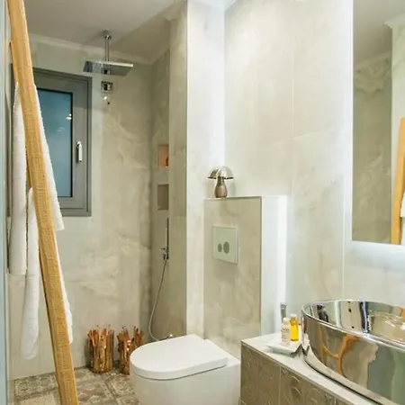 Blue Carpet Luxury Pefkochori