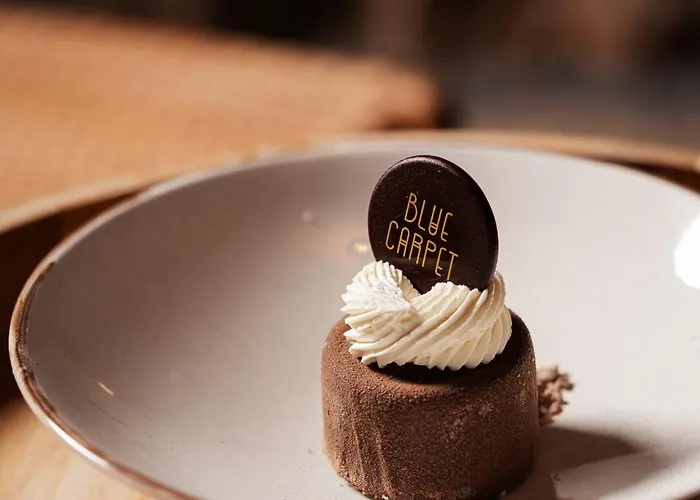 Blue Carpet Luxury 4* Πευκοχώρι