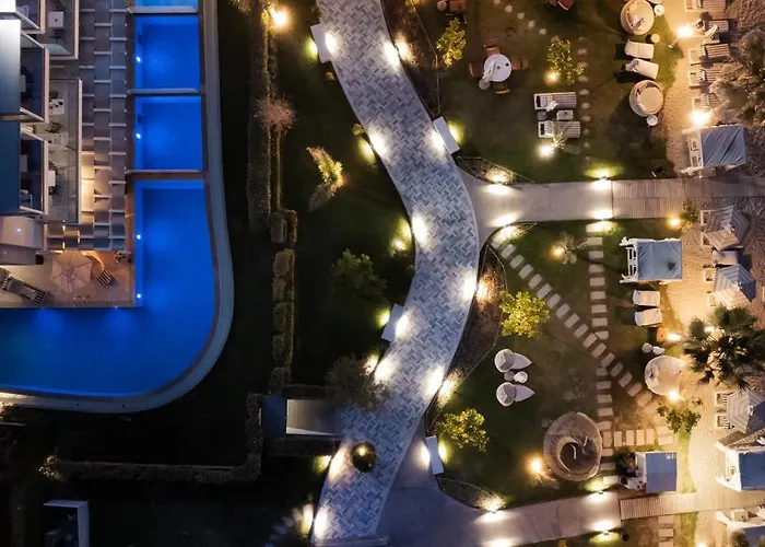 Blue Carpet Luxury 4* Pefkochori