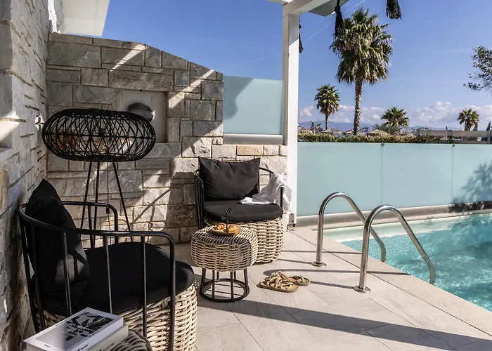 Blue Carpet Luxury Hotel de apartamente Pefkochori