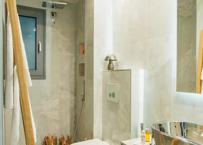 Blue Carpet Luxury Πευκοχώρι