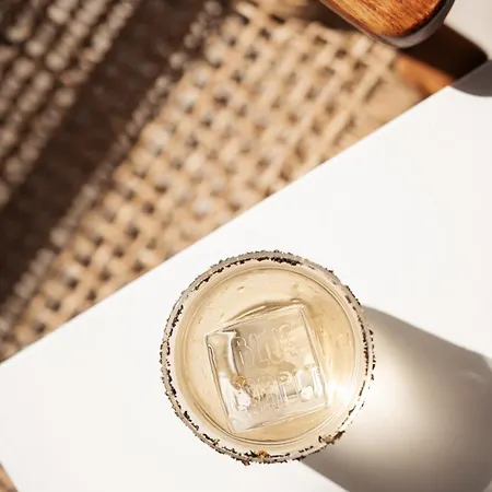 Aparthotel Blue Carpet Luxury Pefkochori