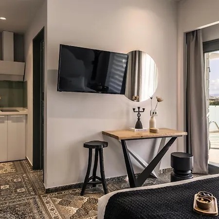 Blue Carpet Luxury Aparthotel