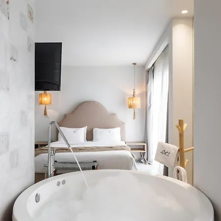 Aparthotel Blue Carpet Luxury 4*