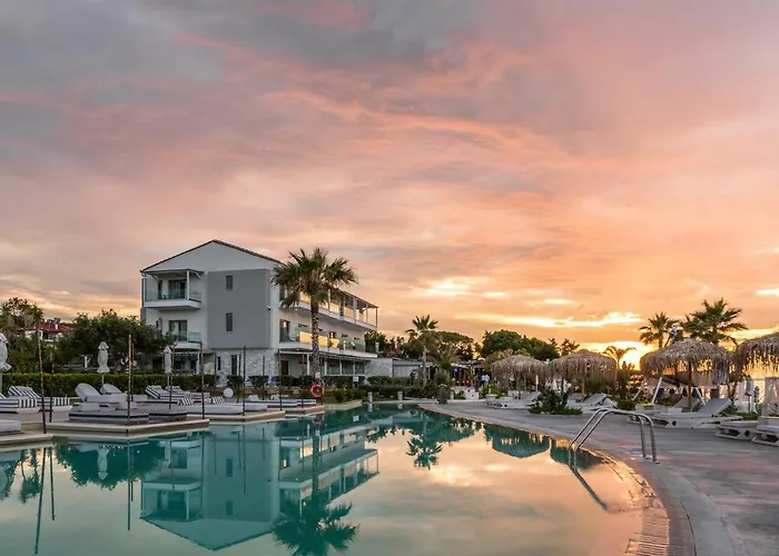 Blue Carpet Luxury Pefkochori